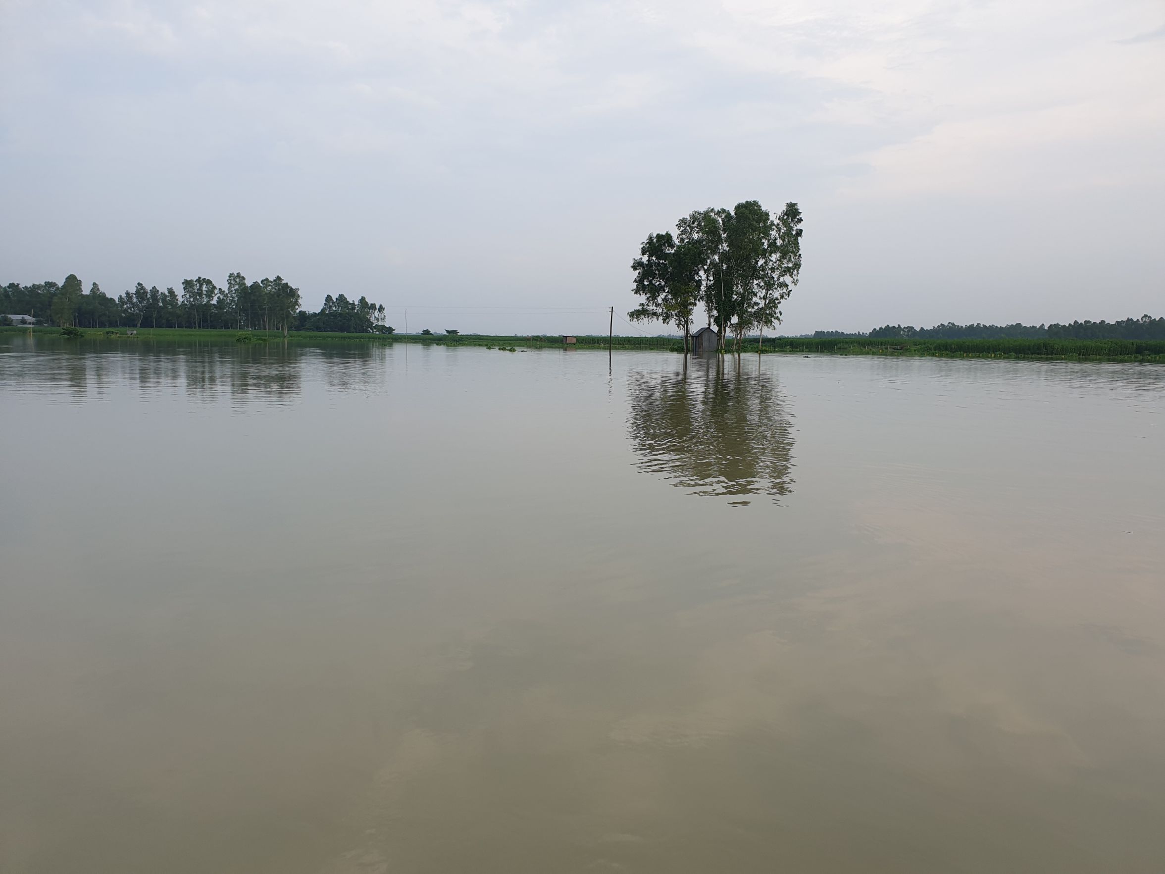 বর্ষা - নদী ভাঙ্গন