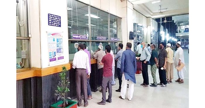 সিদ্ধান্ত আজ, লকডাউনে ব্যাংক খোলা না বন্ধ সিদ্ধান্ত আজ, লকডাউনে ব্যাংক খোলা না বন্ধ