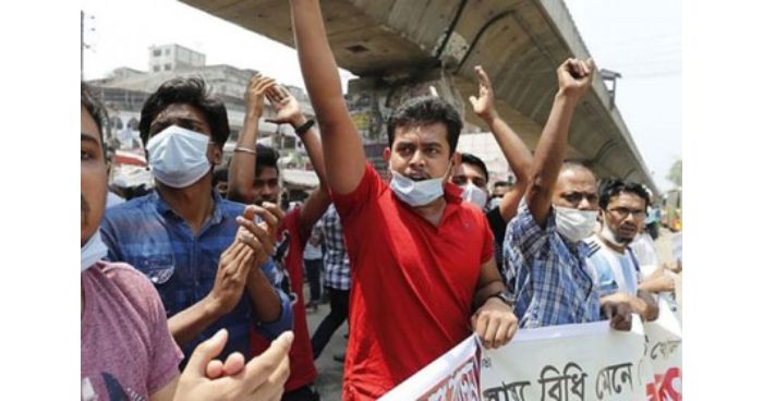 পূর্ব শত্রুতার কারনে ছুরিকাঘাতে প্রাণ গেল যুবকের পূর্ব শত্রুতার কারনে ছুরিকাঘাতে প্রাণ গেল যুবকের