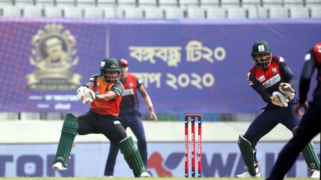 বরিশালকে উড়িয়ে দ্বিতীয় স্থানে খুলনা বরিশালকে উড়িয়ে দ্বিতীয় স্থানে খুলনা