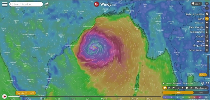 বাংলাদেশ থেকে ৭০০ কিলোমিটার দূরে আছে সুপার সাইক্লোন আম্ফান