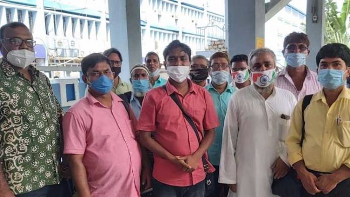 বুকিং থাকা সত্ত্বেও ১০ মুসলিমকে বের করে দিলো কলকাতার গেস্ট হাউস বুকিং থাকা সত্ত্বেও ১০ মুসলিমকে বের করে দিলো কলকাতার গেস্ট হাউস