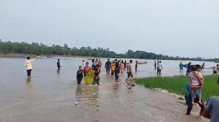 পঞ্চগড়ে নৌকাডুবি লাশ উদ্ধার ২৪ জনের