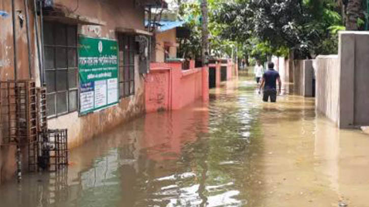 চট্টগ্রামের পানি নামাতে ক্রাশ পোগ্রাম