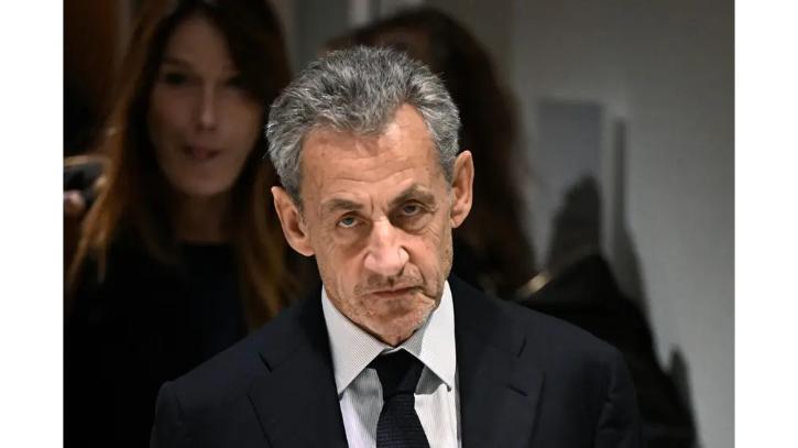 সারকোজিকে মুক্তির ব্যাপারে সিদ্ধান্ত নেবে ফরাসি আদালত