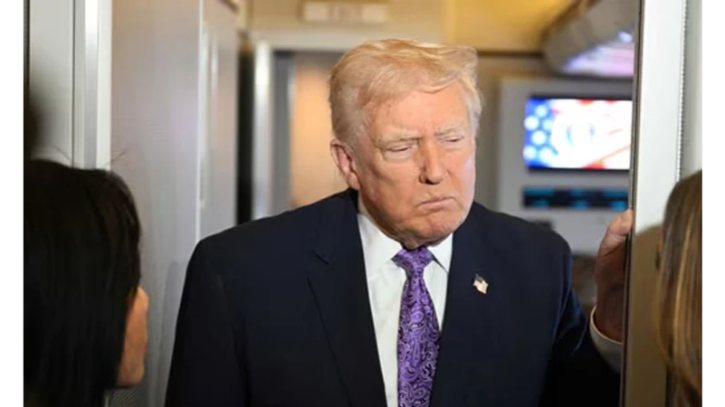 সিরিয়ায় হস্তক্ষেপ না করতে ইসরাইলকে সতর্ক করলেন ট্রাম্প