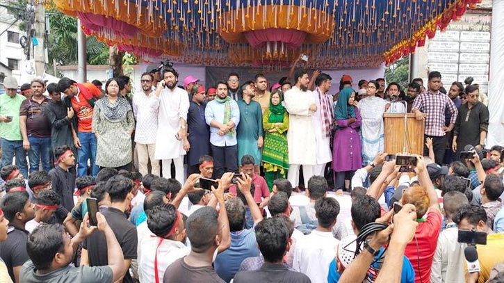 পুরোনো খেলায় নয়, নিয়ম বদলেই রাজনীতি চান নাহিদ ইসলাম