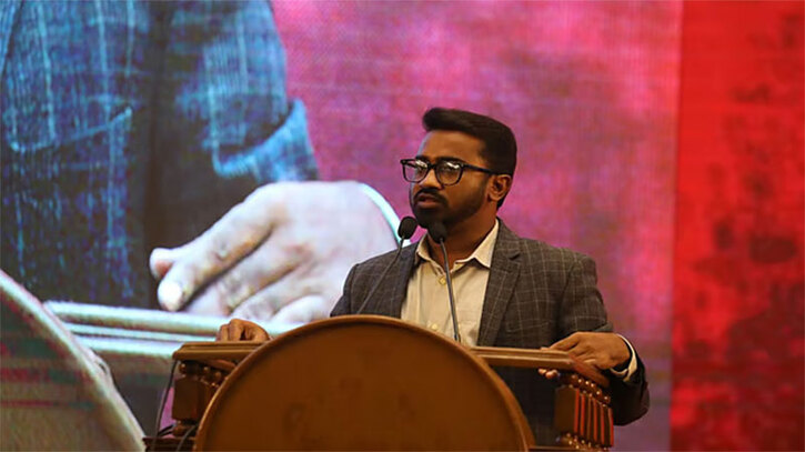 স্মরণসভায় উপদেষ্টাদের অনুপস্থিতি, ক্ষোভ প্রকাশ রাশেদ খানের স্মরণসভায় উপদেষ্টাদের অনুপস্থিতি, ক্ষোভ প্রকাশ রাশেদ খানের