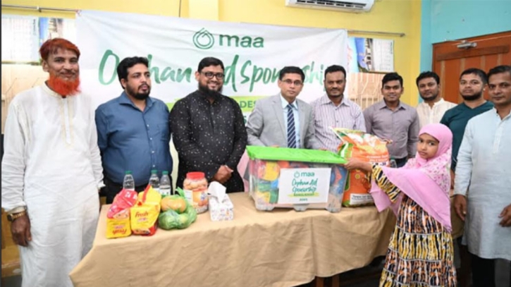 খুলনায় এতিম শিশুদের মধ্যে খাদ্য সামগ্রী বিতরণ