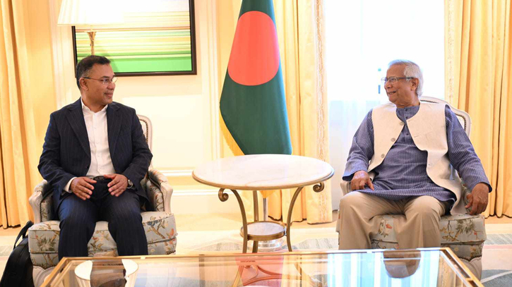 লন্ডন বৈঠকে বরফ গলেছে, তবে পুরোটাই নয়: মাহমুদুর রহমান মান্না লন্ডন বৈঠকে বরফ গলেছে, তবে পুরোটাই নয়: মাহমুদুর রহমান মান্না