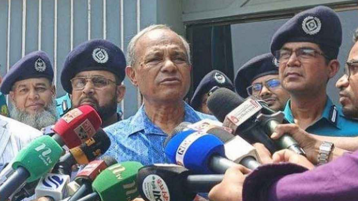 মব জাস্টিস কোনোভাবেই গ্রহণযোগ্য নয়: স্বরাষ্ট্র উপদেষ্টা মব জাস্টিস কোনোভাবেই গ্রহণযোগ্য নয়: স্বরাষ্ট্র উপদেষ্টা