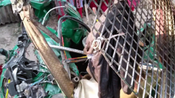 গাজীপুরে ট্রাকের ধাক্কায় স্বামী-স্ত্রীসহ নিহত তিন গাজীপুরে ট্রাকের ধাক্কায় স্বামী-স্ত্রীসহ নিহত তিন