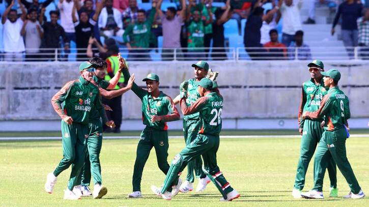 ভারতকে বিধ্বস্ত করে আবার চ্যাম্পিয়ন বাংলাদেশ ভারতকে বিধ্বস্ত করে আবার চ্যাম্পিয়ন বাংলাদেশ