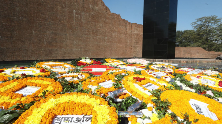 শহীদ বুদ্ধিজীবী দিবসের প্রত্যয়: ‘মুক্তিযুদ্ধের বাইরে যাওয়ার সুযোগ নেই’