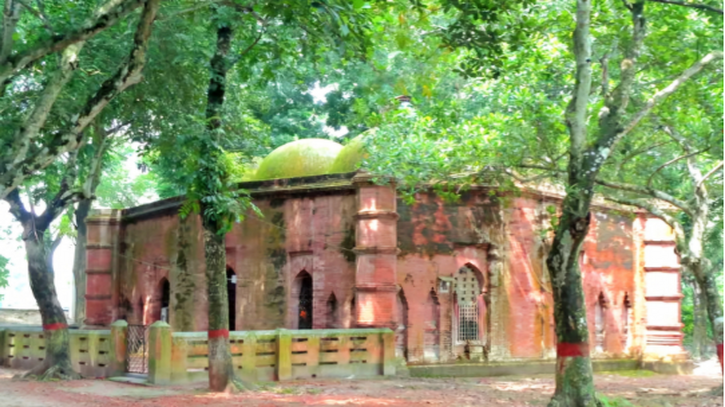 ইতিহাসের সাক্ষী বারোবাজারের ‘গলাকাটা মসজিদ’ ইতিহাসের সাক্ষী বারোবাজারের ‘গলাকাটা মসজিদ’