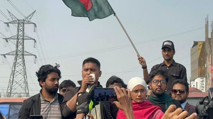 দিল্লি থেকে ঢাকার মসনদ নির্ধারিত হবে না: হাসনাত দিল্লি থেকে ঢাকার মসনদ নির্ধারিত হবে না: হাসনাত