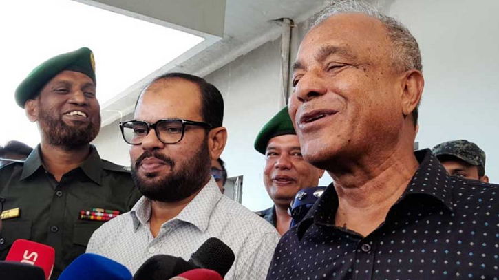 নির্বাচনের আগে পরে ৯ দিন মাঠে থাকবে আইনশৃঙ্খলা বাহিনী: স্বরাষ্ট্র উপদেষ্টা