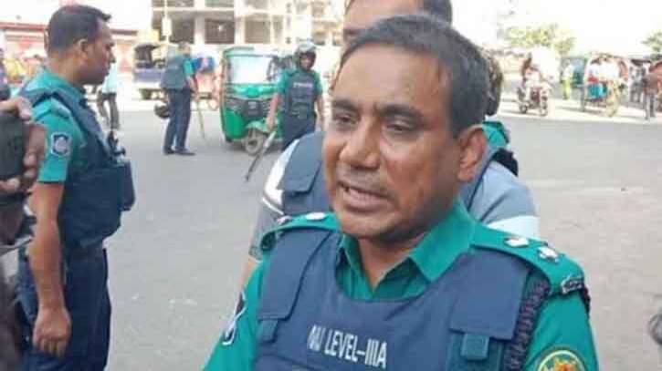 সাবেক ডিসি জসিম গ্রেপ্তার, হাজির করা হচ্ছে ট্রাইব্যুনালে সাবেক ডিসি জসিম গ্রেপ্তার, হাজির করা হচ্ছে ট্রাইব্যুনালে