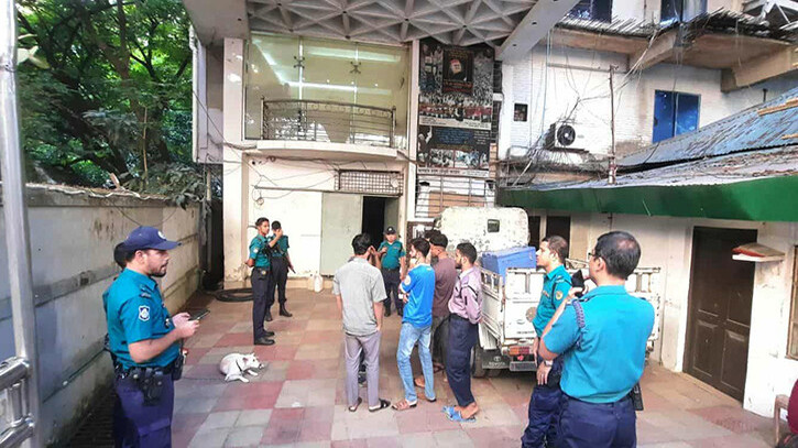 সাবেক শিক্ষামন্ত্রী নওফেলের বাড়িতে তল্লাশি, আটক ৬