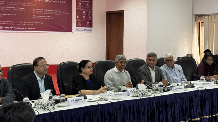 মোবাইল আমদানিতেও কর ‘ছাড় দিতে রাজি’ এনবিআর