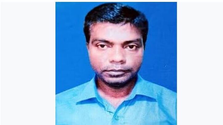‘সবার আব্বু আসে, আমার আব্বু আসে না কেন?’ প্রশ্ন ছোট্ট রাইসার ‘সবার আব্বু আসে, আমার আব্বু আসে না কেন?’ প্রশ্ন ছোট্ট রাইসার