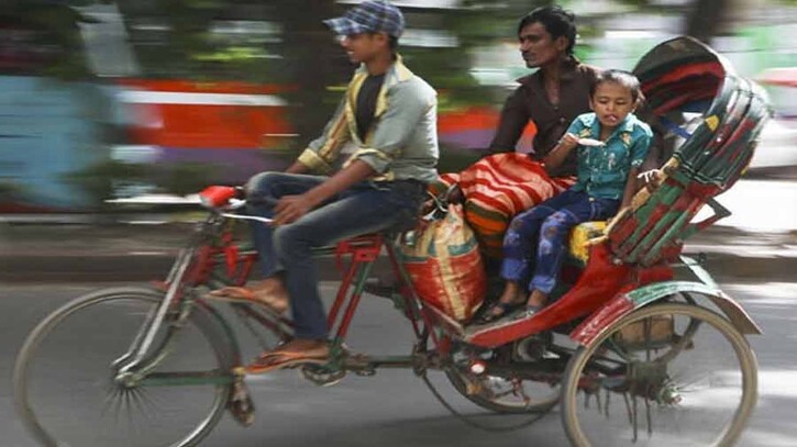 ঢাকায় ব্যাটারিচালিত রিকশা চলাচলের অনুমতি দিয়েছেন প্রধানমন্ত্রী : ওবায়দুল কাদের ঢাকায় ব্যাটারিচালিত রিকশা চলাচলের অনুমতি দিয়েছেন প্রধানমন্ত্রী : ওবায়দুল কাদের