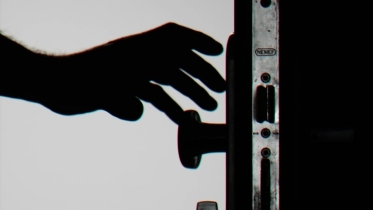 ঘরে প্রবেশকালে রাসুল (সা.) যে দোয়া পড়তে বলেছেন