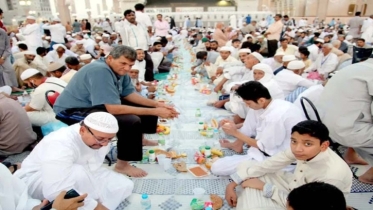 প্রথম ১০ দিনে মসজিদে নববীতে ২৯ লাখের বেশি ইফতার বিতরণ