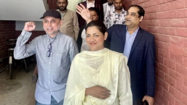 আবরারের জন্মদিন আর ভোট একইদিনে, আকাশেই এই গল্পের চিত্রনাট্য লেখা