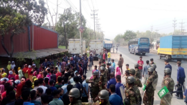 শ্রীপুরে জুলাই যোদ্ধাদের তালিকা সংশোধনের দাবিতে মহাসড়ক অবরোধ
