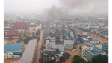 থাইল্যান্ডে ভয়াবহ বন্যার পর পরিচ্ছন্নতা কার্যক্রম শুরু