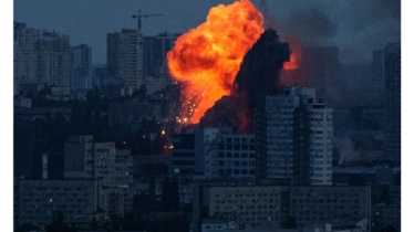 ইউক্রেনের রাজধানী কিয়েভে ব্যাপক বিস্ফোরণ : মেয়র