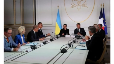 আজ প্যারিসে ইউক্রেনের নিরাপত্তা নিয়ে মিত্রদের বৈঠক
