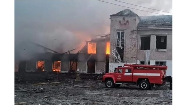রুশ হামলায় ইউক্রেনের খারকিভে অন্তত ২ জন নিহত : গভর্নর