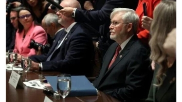 যুক্তরাষ্ট্রে নিযুক্ত অস্ট্রেলিয়ার রাষ্ট্রদূতের পদত্যাগের ঘোষণা