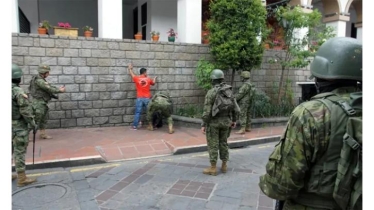 সামরিক পোশাকে সশস্ত্র হামলা, ইকুয়েডরে নিহত ৭