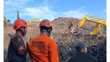 ইন্দোনেশিয়ায় আবর্জনার স্তূপ ধসে ৭ জনের প্রাণহানি