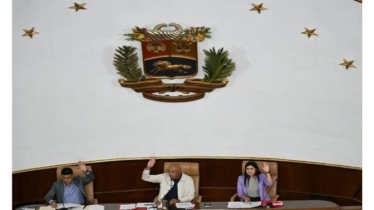 ভেনেজুয়েলা খনি আইন সংস্কারে সম্মত।