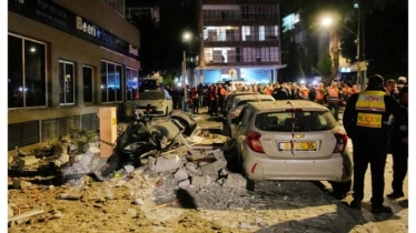 ইরানের ক্ষেপণাস্ত্র হামলায় ইসরাইলের মধ্যাঞ্চলে নিহত ২