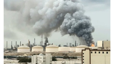 আগুনে পুড়ছে মধ্যপ্রাচ্যের গুরুত্বপূর্ণ জ্বালানি স্থাপনাগুলো