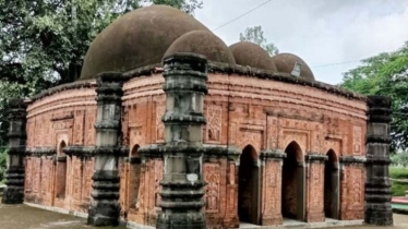 ঘোড়াঘাটের সুরা মসজিদটির উপযুক্ত সংস্কার প্রয়োজন : সমাজকল্যাণ মন্ত