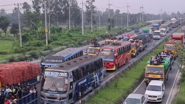 মহাসড়কে গাড়ির চাপ, যমুনা সেতু এলাকায় ২৫ কিলোমিটার যানজট