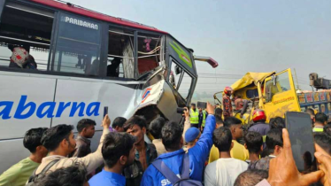 ফরিদপুরে বাসের সঙ্গে ট্রাকের সংঘর্ষে নিহত ২