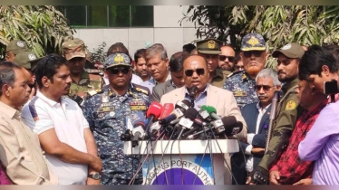 চট্টগ্রাম বন্দর সচল আছে, দাবি চেয়ারম্যানের