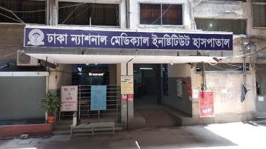 পুরান ঢাকায় হাসপাতালের সামনে একজনকে গুলি করে হত্যা