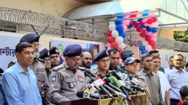 ডিজিটাল প্ল্যাটফর্ম ব্যবহারে সতর্ক থাকুন: ডিএমপি কমিশনার