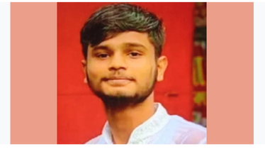 এখনও এলেমের হাতে ওষুধ খাওয়ার অপেক্ষায় থাকেন মা
