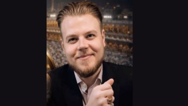 ইসলামের ছায়ায় ব্রিটিশ সাংবাদিক রবার্ট কার্টার