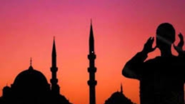 একজন মুয়াজ্জিনের দুই মসজিদে আজান দেওয়ার বিধান