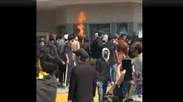 করাচিতে মার্কিন কনস্যুলেটে হামলার চেষ্টা, নিহত ৯